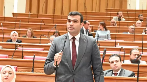 طلب برلماني لاستثناء المدن السياحية من قرار غلق المحال