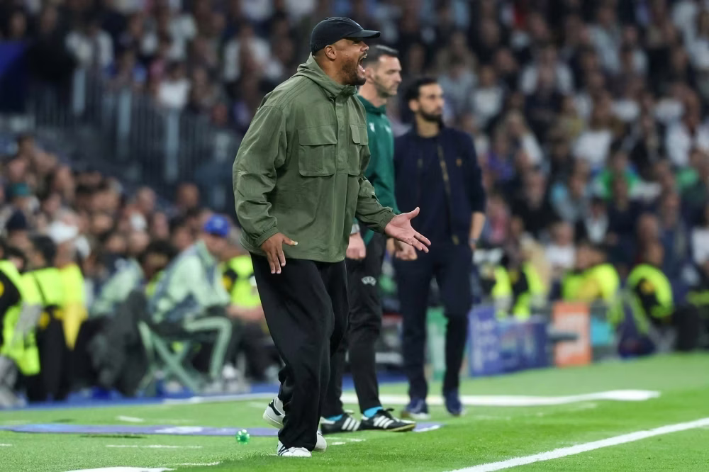تألق نوير في لقاء بايرن ميونخ وريال مدريد بدوري الأبطال