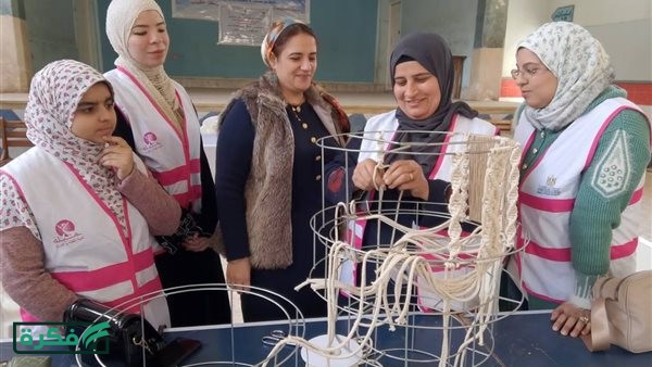 تحويل الهوايات لمشروعات.. ورش الحرف اليدوية تدعم تمكين المرأة اقتصاديًا