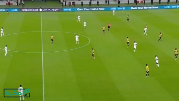شوط أول سلبي بين الاتحاد والحزم في الدوري السعودي