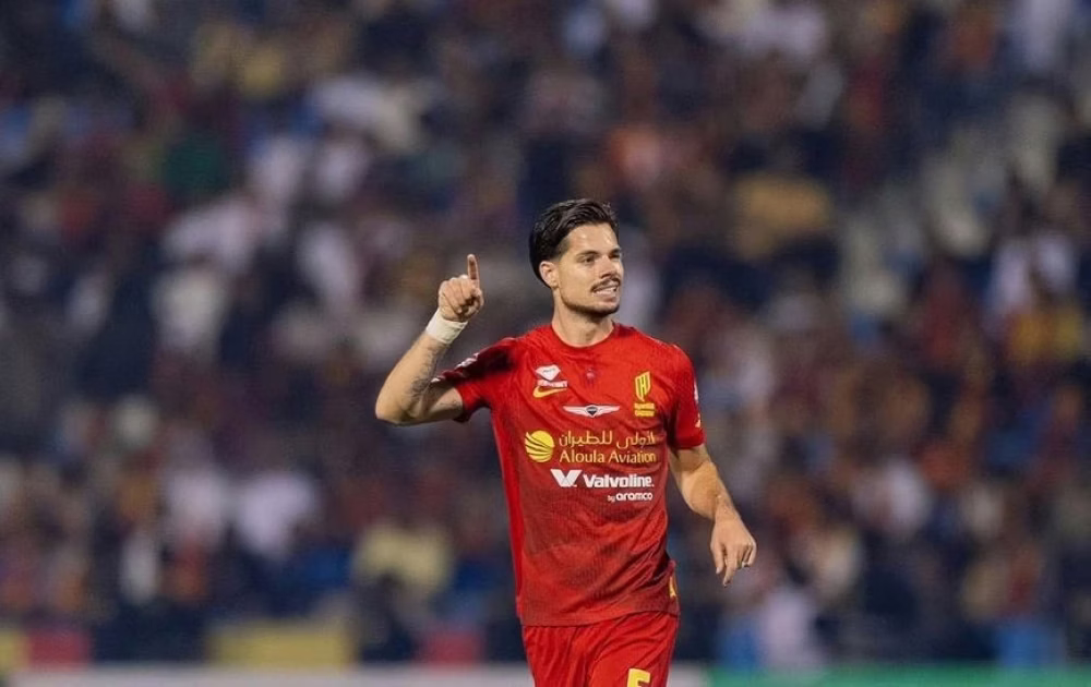 غياب فايغل عن مباراة القادسية والنصر في دوري روشن