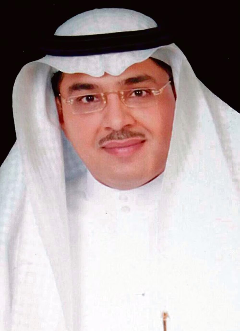 كارثة تحكيمية في مباراة الأهلي والفيحاء: تفاصيل ما حدث