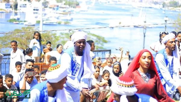 كرنفالات شم النسيم تزين حدائق أسوان.. والمحافظ: بهجة للمواطنين وجذب للسياحة