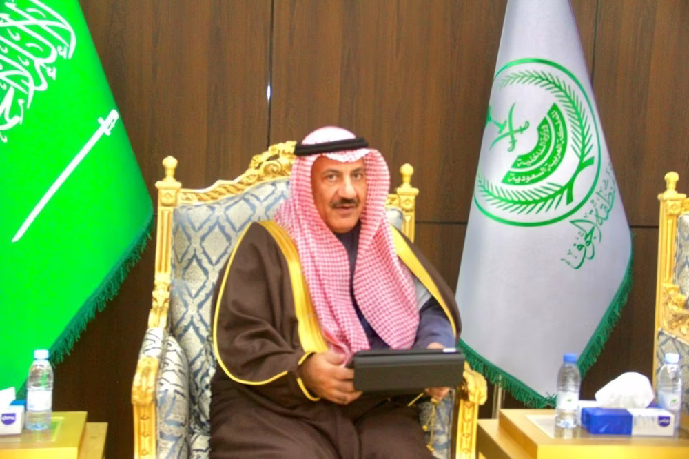 محافظ القريات يدشن جمعية ركاز الرياضية لدعم الرياضة