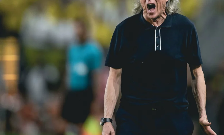 جيسوس يتحدث بعد تتويجه مع النصر ويكشف عن عدم تحديد وجهته المقبلة