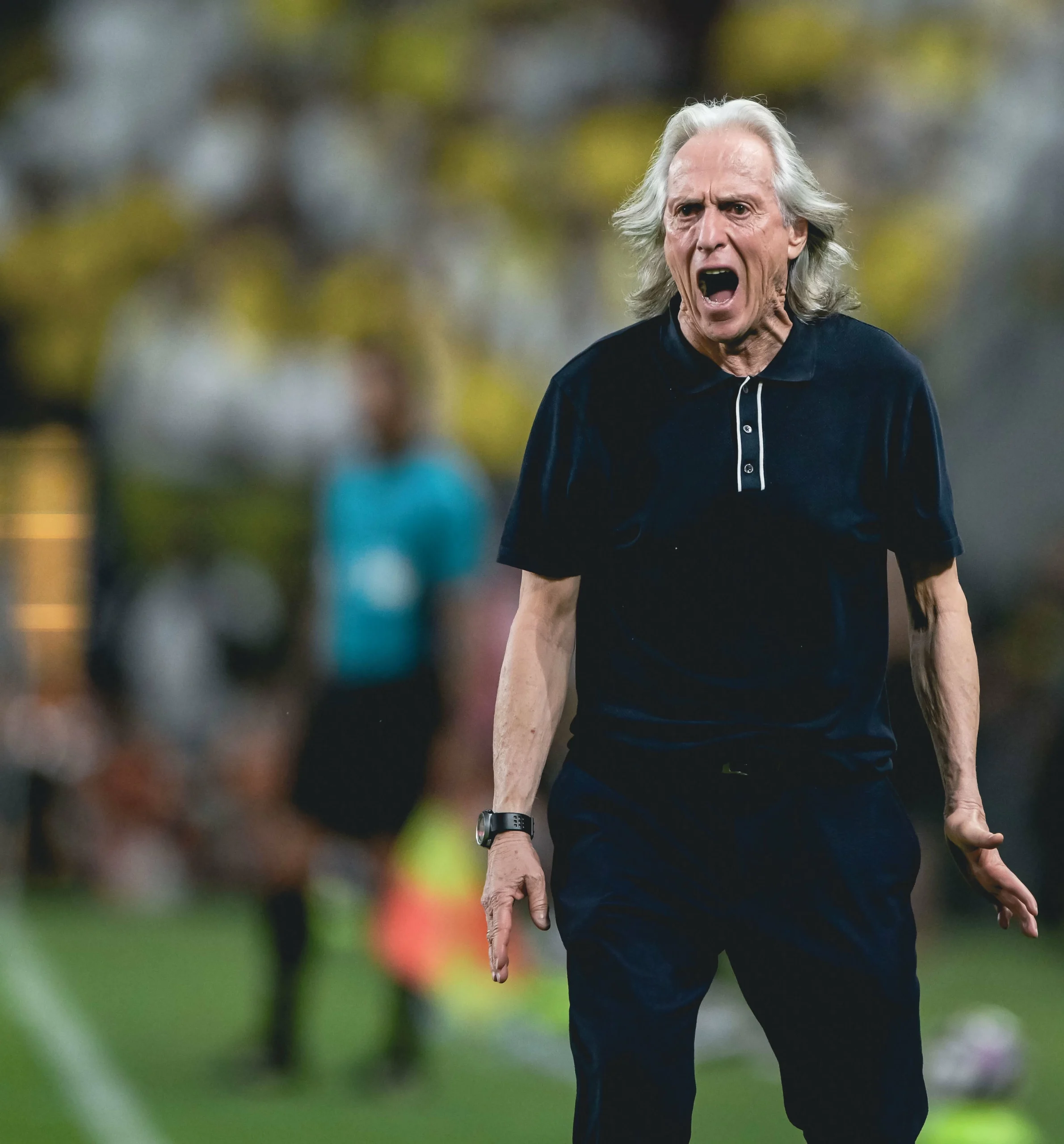 جيسوس يتحدث بعد تتويجه مع النصر ويكشف عن عدم تحديد وجهته المقبلة