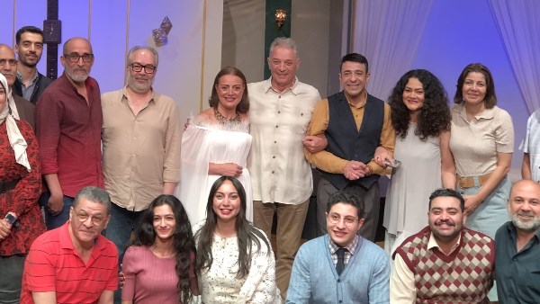 محمود حميدة يشيد بأداء هبة عبد الغني ورامي الطمباري في عرض استثنائي جذب الجمهور بالكامل