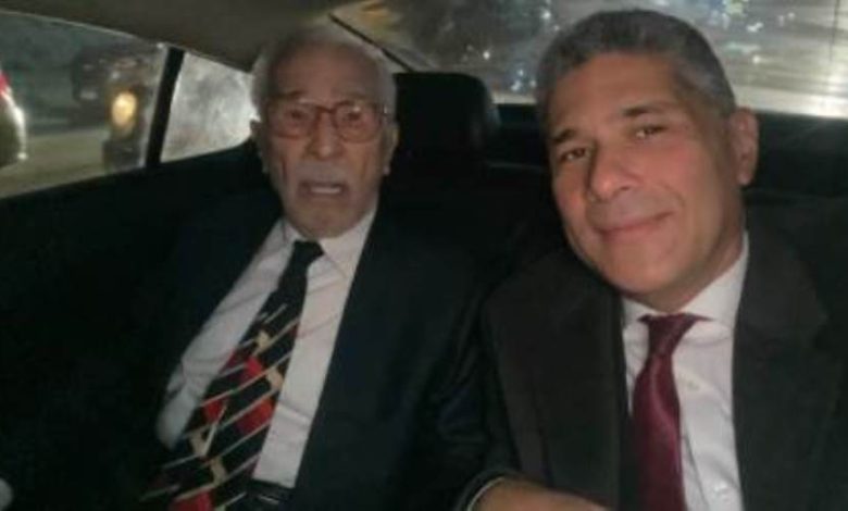 نجل عبدالرحمن أبو زهرة يكشف عن رأي والده في مسلسل "لن أعيش في جلباب أبي" ويؤكد أنه ليس الأفضل في مسيرته الفنية