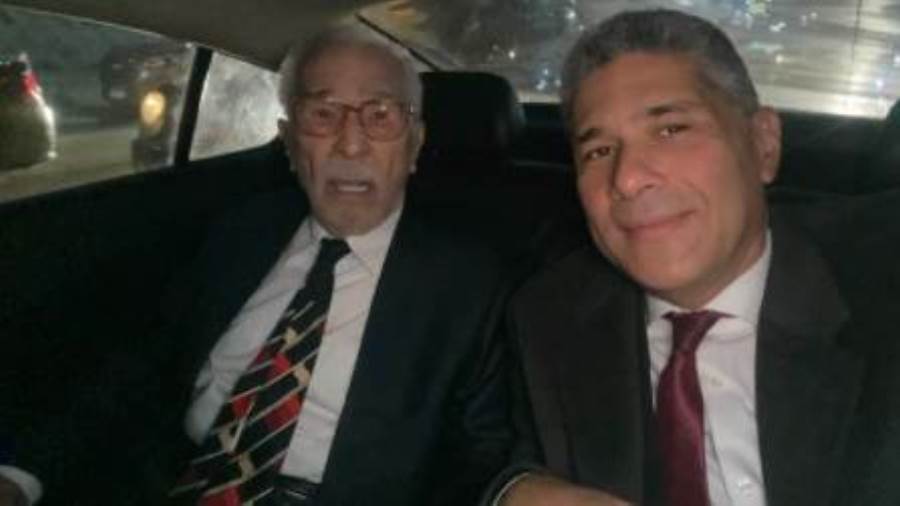 نجل عبدالرحمن أبو زهرة يكشف عن رأي والده في مسلسل "لن أعيش في جلباب أبي" ويؤكد أنه ليس الأفضل في مسيرته الفنية