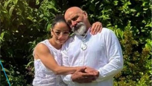 ابنة أحمد الفيشاوي تشارك في احتفال طليقة والدها بزواجها الجديد