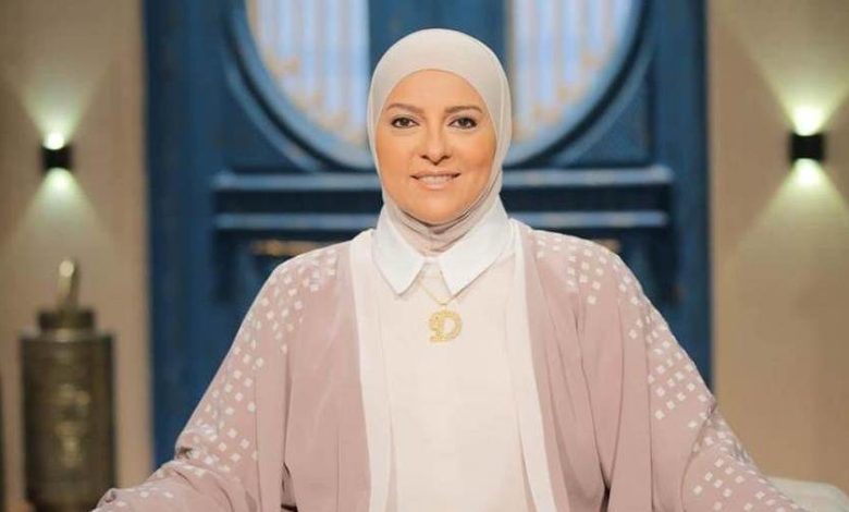 دعاء فاروق ترد على الانتقادات بشأن صورها في الحج بكلمات قوية ومباشرة