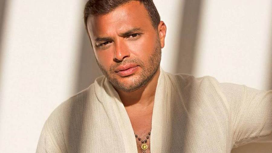 رامي صبري يكشف عن أحدث أغاني ألبومه "قمر" بعنوان فلتة إنتي مجنناهم مع فيديو مميز