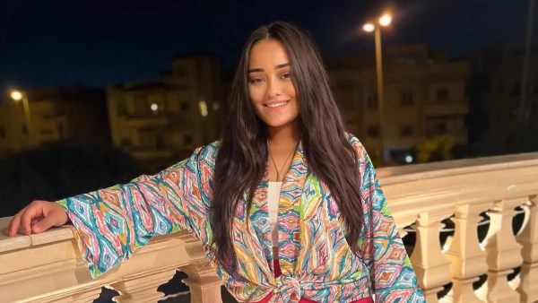 راندا البحيري تعبر عن استيائها من خلافات ترتيب الأسماء في تترات الأعمال الفنية