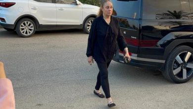 شيرين تتصدر الحضور في عزاء محمد مرزبان وتلفت الأنظار بحضورها المميز