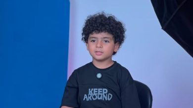 طفل من جمهور "7 Dogs" يكشف سر مشاهدته الفيلم ثلاث مرات متتالية