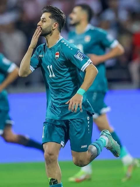 لاعب عراقي يستعرض مشاعره بعد استبعاده من المونديال ويبعث برسالة مؤثرة لزملائه