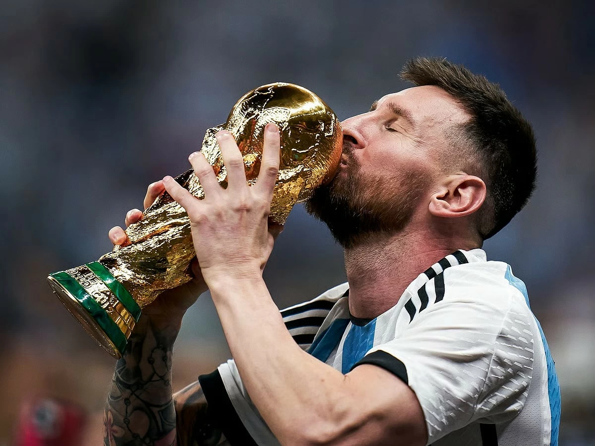 ميسي يحصل على جائزة أميرة أستورياس قبل انطلاق كأس العالم