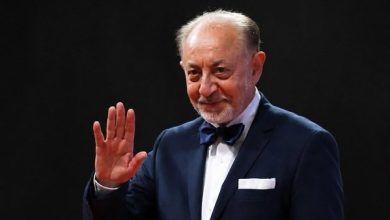 وزيرة الثقافة تعبر عن حزنها العميق لرحيل الفنان الكبير عبد العزيز مخيون صاحب التجربة الفنية الفريدة