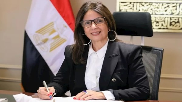وزيرة الثقافة تقدم تهنئة خاصة للرئيس السيسي والشعب المصري بمناسبة ذكرى ثورة يونيو