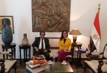 وزيرة الثقافة تلتقي رئيس اتحاد الناشرين المصريين لمناقشة تعزيز صناعة النشر في مصر