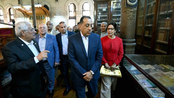 وزيرة الثقافة ورئيس الوزراء يزوران المبنى التاريخي للجمعية الجغرافية المصرية في جولة تفقدية مميزة