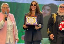 يارا السكري تتلقى تكريمًا مميزًا من مدرسة بالشيخ زايد بعد نجاحها في مسلسل علي كلاي
