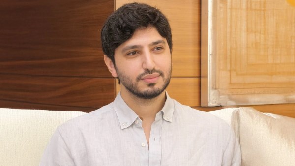 إلغاء حفل محمد فضل شاكر في بيروت بسبب تدهور صحة والده
