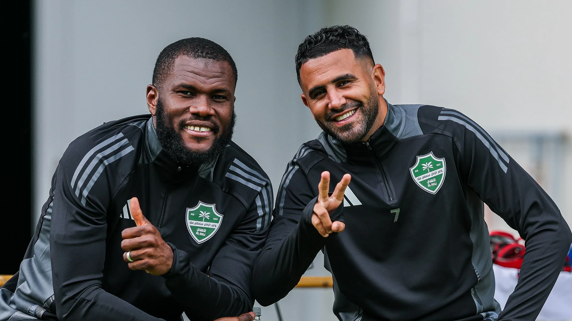 الأهلي يرفض طلبات كيسيه ويحدد مصير اللاعب في تطورات مثيرة