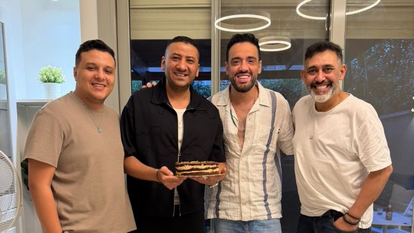 الشاعر مصطفى ناصر يواصل شراكته مع رامي جمال في ألبوم "علامة" من خلال تعاون جديد في أغنيتين