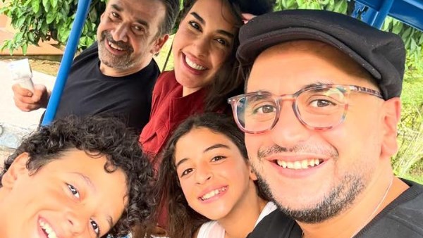 كواليس فيلم مطلوب عائليا تكشف عن أول صورة تجمع كريم عبدالعزيز وياسمين صبري