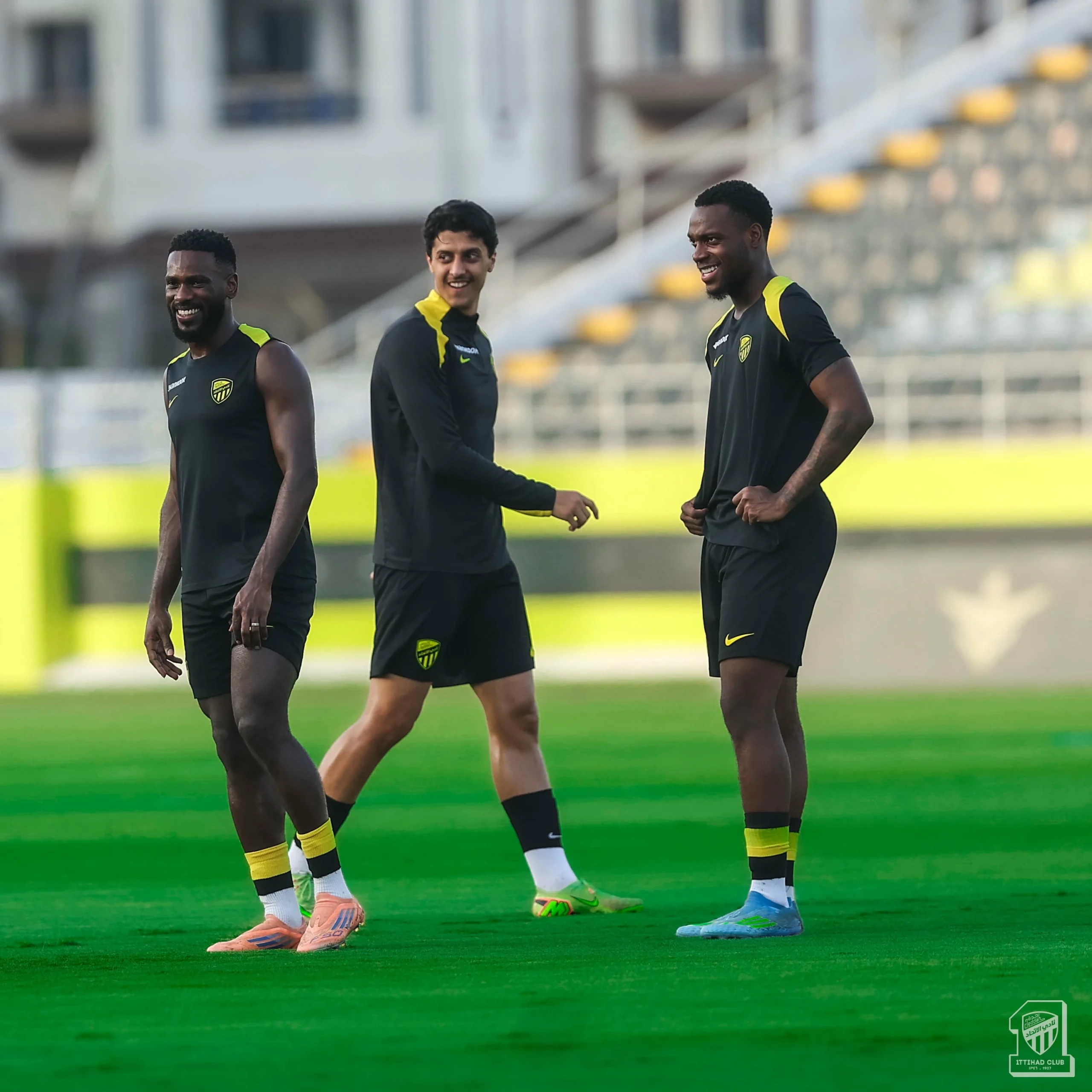 معسكر الاتحاد في خطر الإلغاء بسبب أزمة الميزانية